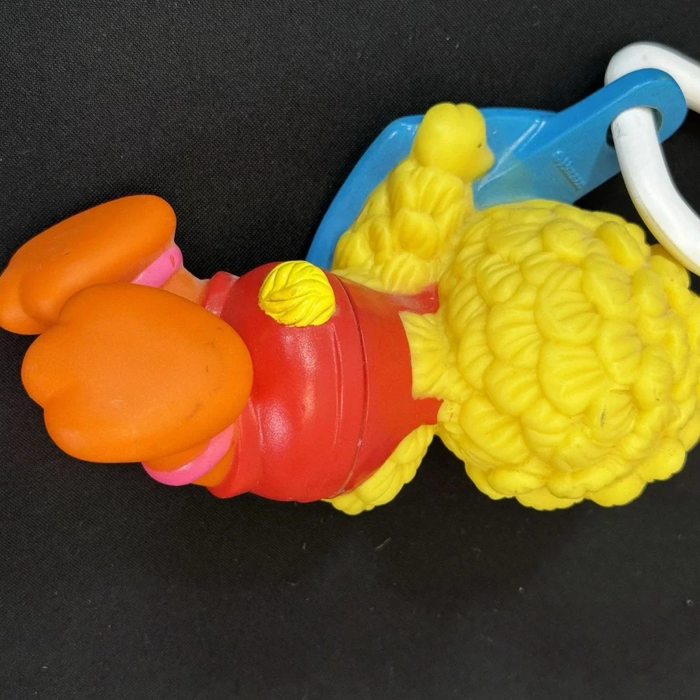 Hasbro Sesame Street Big Bird Toy Yellow Key‎ Ring